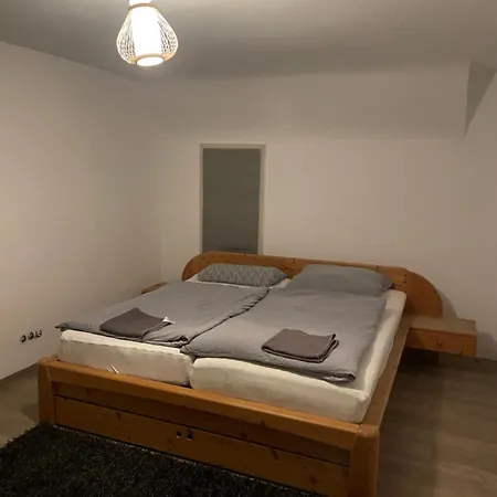 3 90m2 Apartment